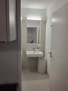 Ένα μπάνιο στο Apartment bei Hauptbahnhof +18 φωτογραφίες