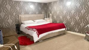 Ένα ή περισσότερα κρεβάτια σε δωμάτιο στο Chic & Central Liverpool Flat