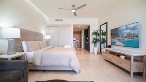 Postel nebo postele na pokoji v ubytování The Sonoran Star Resort + 46 fotografií