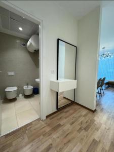 Phòng tắm tại Shëngjin Shores Apartments +22 ảnh