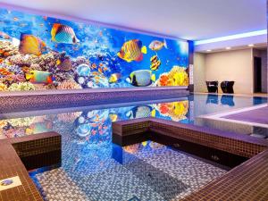 Bazén v ubytování Novotel London Blackfriars nebo v jeho okolí + 126 fotografií
