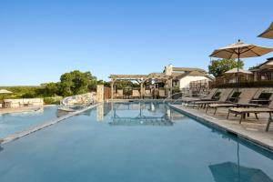 Bazén v ubytování WorldMark Hunt – Stablewood Springs Resort nebo v jeho okolí