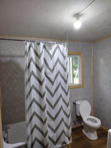 Koupelna v ubytování El Guindal Hostal