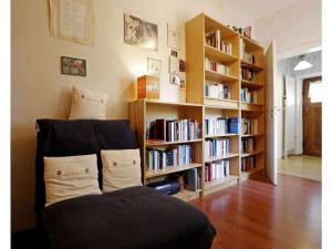 Η βιβλιοθήκη της παραθεριστικής κατοικίας