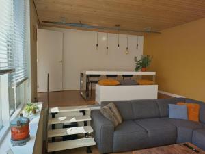 Posezení v ubytování Centraal aan Zee