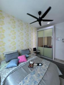 Uma área de estar em Ehsan Residence Sepang