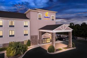 奥古斯塔Comfort Suites Augusta Riverwatch的卡罗莱纳州一家旅馆的效果图