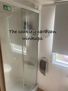 Ένα μπάνιο στο Caravan winkups