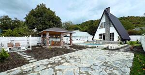 Imagine din galeria proprietății Mountain view bungalow în Gabala