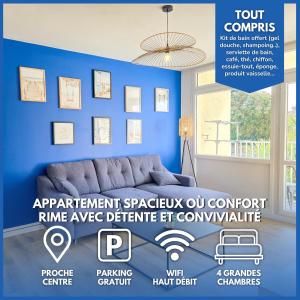 une publicité pour une garantie sur un salon bleu dans l'établissement Le Lagon, Moderne, Parking & Proche du Centre, à Saint-Brieuc