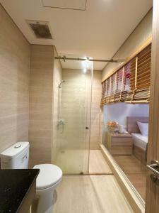 Koupelna v ubytování Sunna Hotel + 48 fotografií