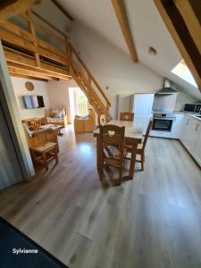 Køkken eller tekøkken på La Bresse 04