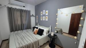 Ένα ή περισσότερα κρεβάτια σε δωμάτιο στο Suite Double-Climatizada-Centro