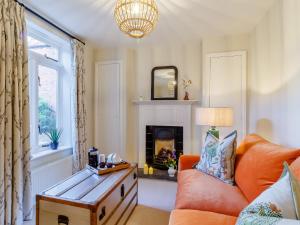 Et opholdsområde på Robin Cottage + 26 billeder