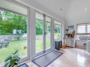 Κήπος έξω από το Fir Tree Apartment - Uk49993