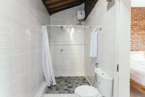 Koupelna v ubytování Monik Guest House