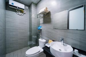 Koupelna v ubytování Ha Giang City Hostel + 36 fotografií