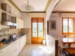 Η κουζίνα ή μικρή κουζίνα στο Scenic Retreat, Pergine Valdarno