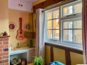 Fotografie z fotogalerie ubytování Sunny Meadow Cottage v destinaci Sudbury