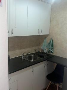 Dapur atau dapur kecil di Danlavie +8 gambar