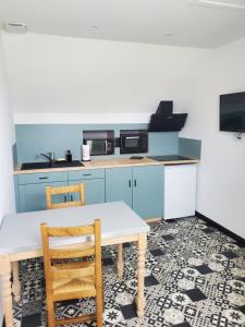 Kuchyň nebo kuchyňský kout v ubytování L envol