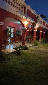 Coronel MoldesにあるHotel El Crestónのギャラリーの写真 +1枚の写真