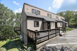 Budova, kde se prázdninový dům nachází