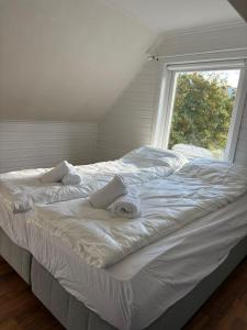 Ένα ή περισσότερα κρεβάτια σε δωμάτιο στο Big 2 Floors apartment, Perfect location and View