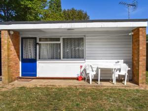 Bangunan di mana terletaknya apartmen +13 gambar