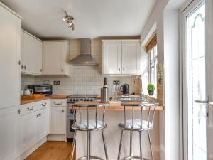 Nhà bếp/bếp nhỏ tại Rosemount Lodge