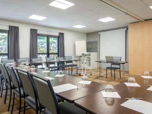 Konferenční prostory v ubytování ibis Brignoles Provence Verte + 81 fotografií