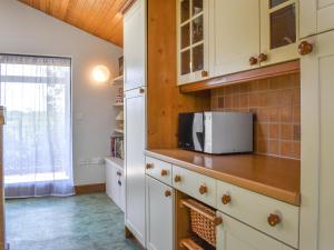 Η κουζίνα ή μικρή κουζίνα στο Church View Apartment +15 φωτογραφίες