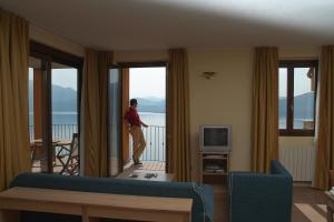Pemandangan umum laut atau pemandangan laut yang diambil dari aparthotel