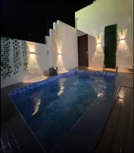 Swimmingpoolen hos eller tæt på Villa Jenggala Batu Private Pool 3 Bedroom