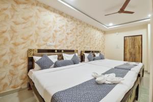 Photo de la galerie de l'établissement Hotel Galaxy Park, à Shamshabad 14 autres photos