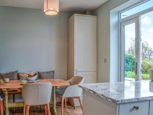 Η κουζίνα ή μικρή κουζίνα στο Miramar