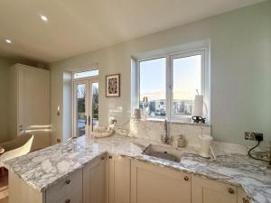 Φωτογραφία από το άλμπουμ του Miramar σε Bude +21 φωτογραφίες