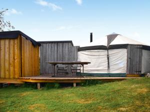 Φωτογραφία από το άλμπουμ του Pippin Yurt - Ukc6944 σε Beaminster