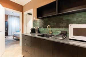 Køkken eller tekøkken på דירות על הים - קויפמן + 33 billeder