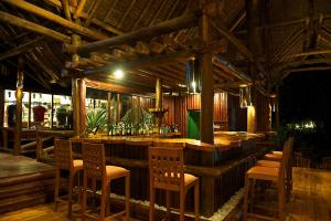 Minuman di Samburu Intrepids Tented Camp