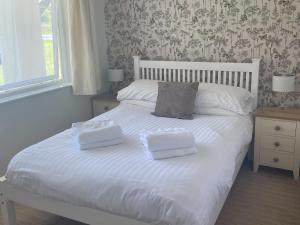 Ένα ή περισσότερα κρεβάτια σε δωμάτιο στο Jasmine Apartment - Uk49309