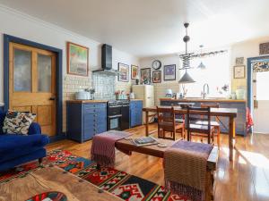 Køkken eller tekøkken på Church Garden Apartment