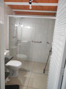 Bilik mandi di Casa do Trevo +24 gambar