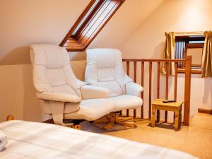 Postel nebo postele na pokoji v ubytování The Bothy - Uk5803