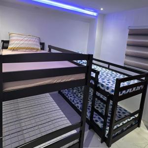 Una cama o camas en una habitación de The Venue by Radlett