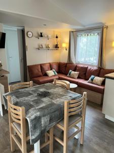 O zonă de relaxare la Magnifique mobil-home