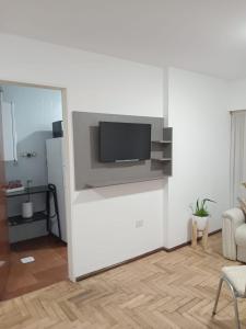 Kuchyň nebo kuchyňský kout v ubytování Mi depto en Córdoba II .