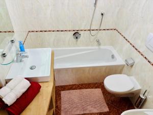 Un baño de Chalet Aldian Dolomites