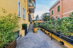 Sodas prie apgyvendinimo įstaigos La Rosa Dei Papi