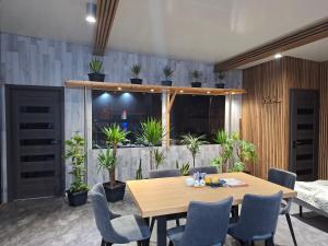 Χώρος καθιστικού στο Villa Vip pokoje,śniadanie,Apartament kinowy